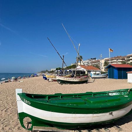 Logement Avec Vue Laterale Mer Pineda de Mar Exterior foto